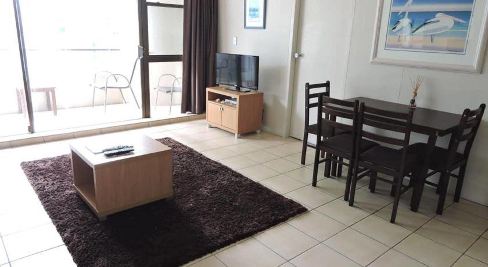 גולד קוסט President Holiday Apartments - Absolute Beachfront מראה חיצוני תמונה